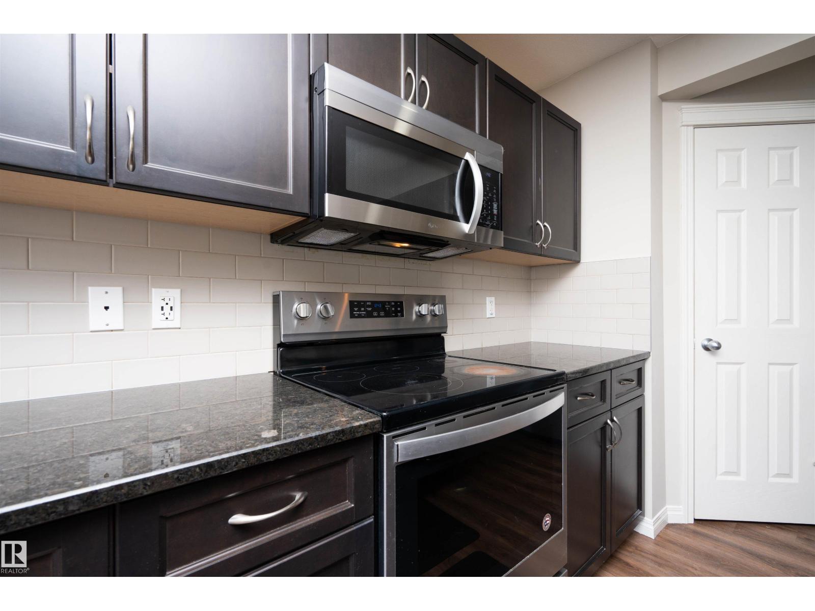 5206 20 Av Sw, Edmonton, Alberta  T6X 1V6 - Photo 8 - E4469513