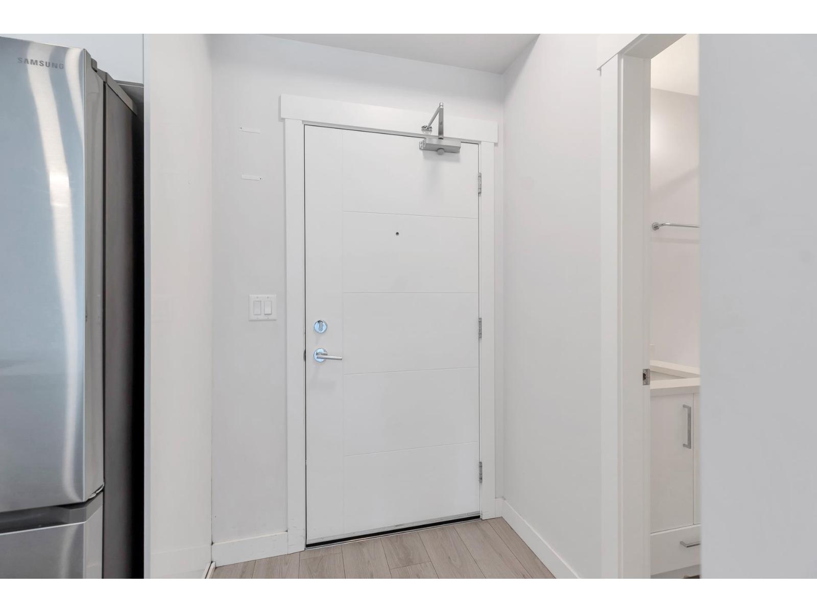 319 32690 14 Avenue, Mission, British Columbia  V2V 0K5 - Photo 3 - R3077233