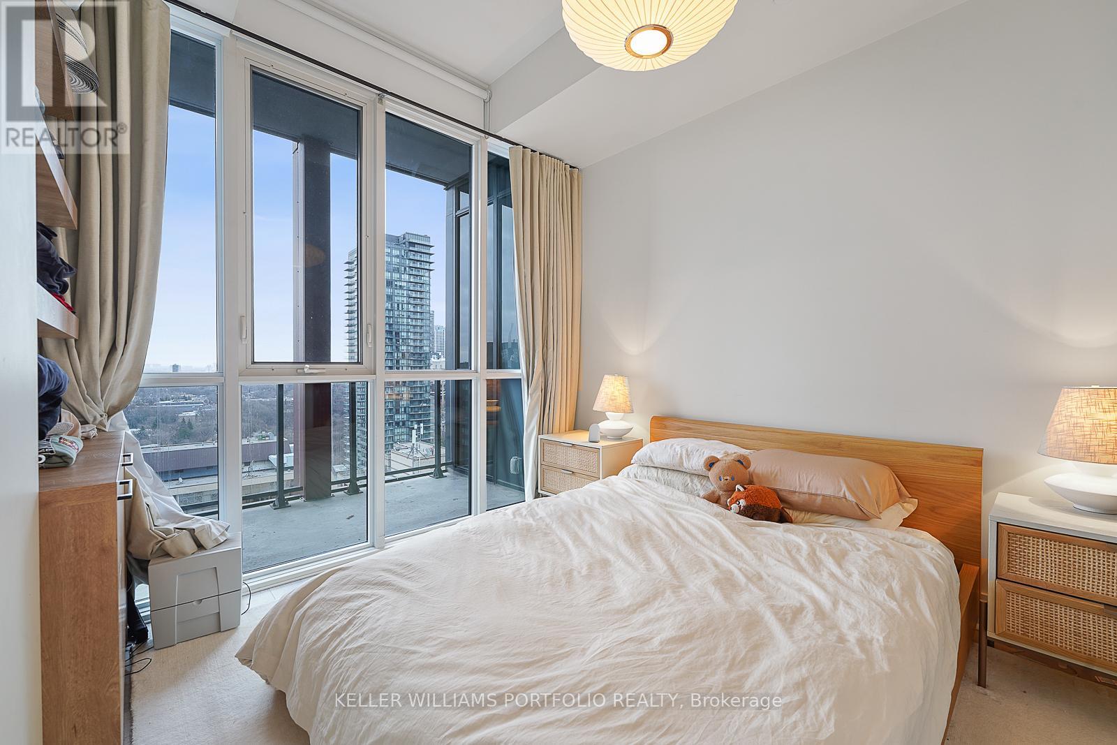 2106 - 32 Davenport Road, Toronto, Ontario  M5R 0B5 - Photo 21 - C12679668