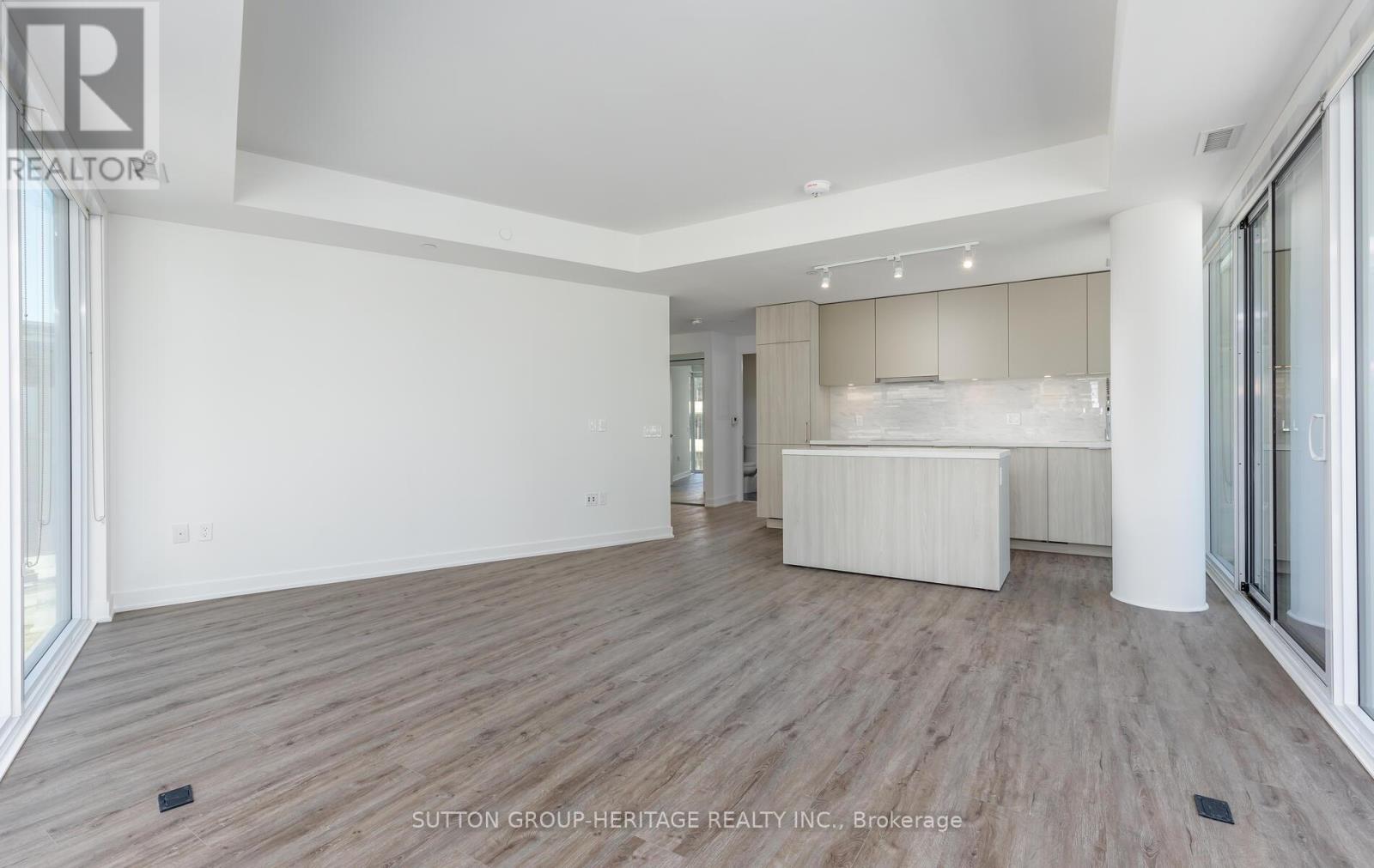 520 - 15 Queen's Quay E, Toronto, Ontario  M4J 1Y1 - Photo 4 - C12679686