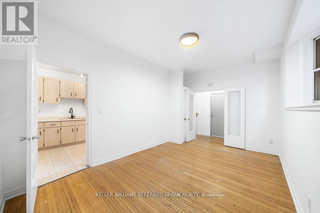 Main - 46 Concord Avenue, Toronto, Ontario  M6H 2P1 - Photo 5 - C12679718