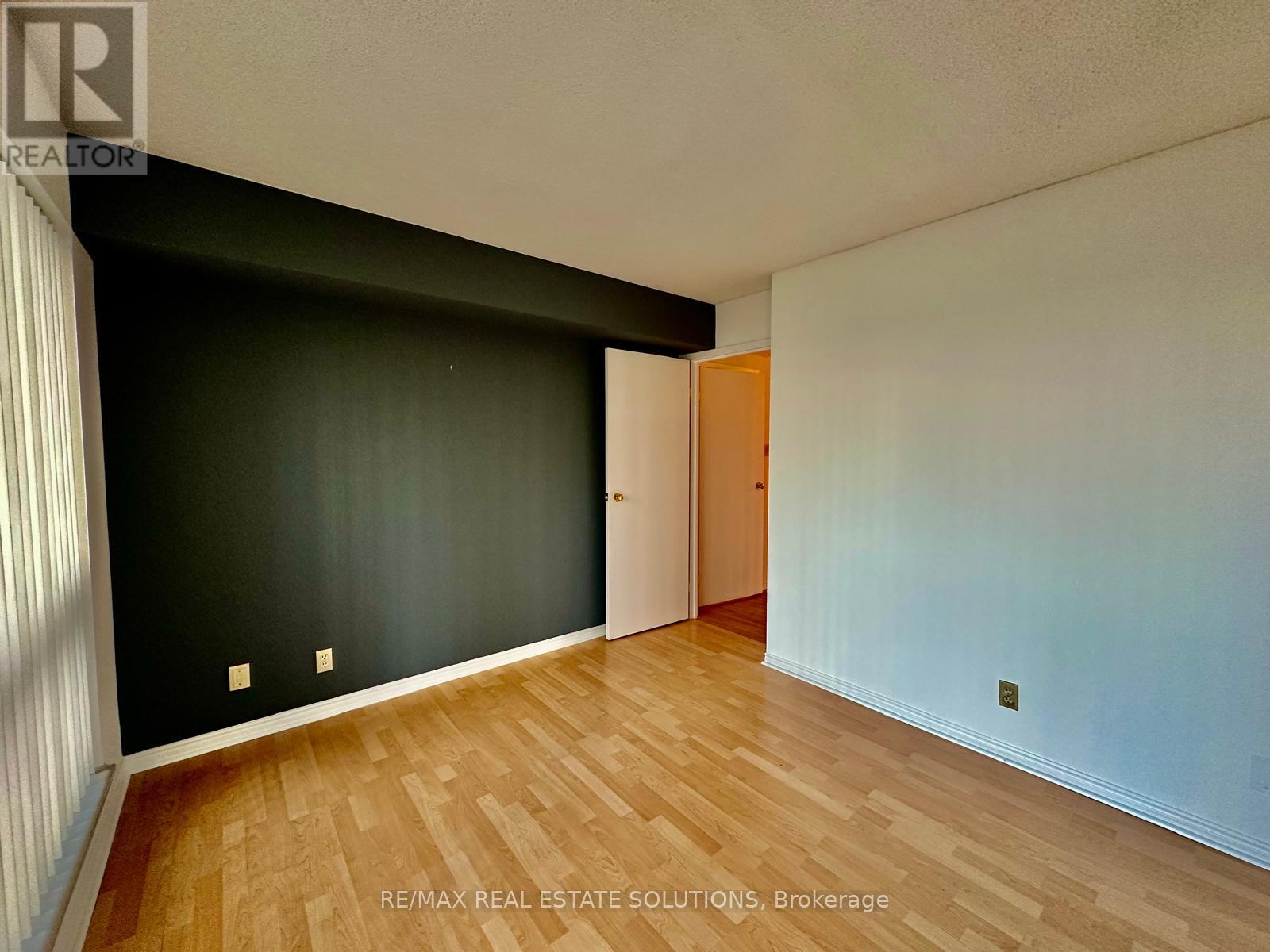 907 - 10 Yonge Street, Toronto, Ontario  M5E 1R4 - Photo 13 - C12679836