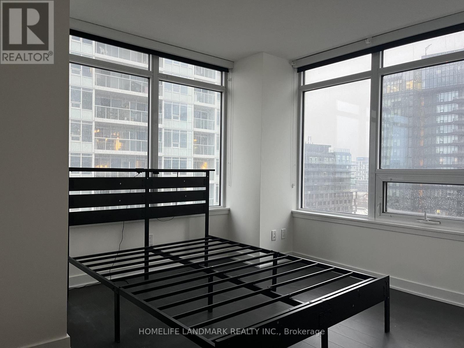 1506 - 17 Bathurst Street, Toronto, Ontario  M5V 0N1 - Photo 5 - C12679904