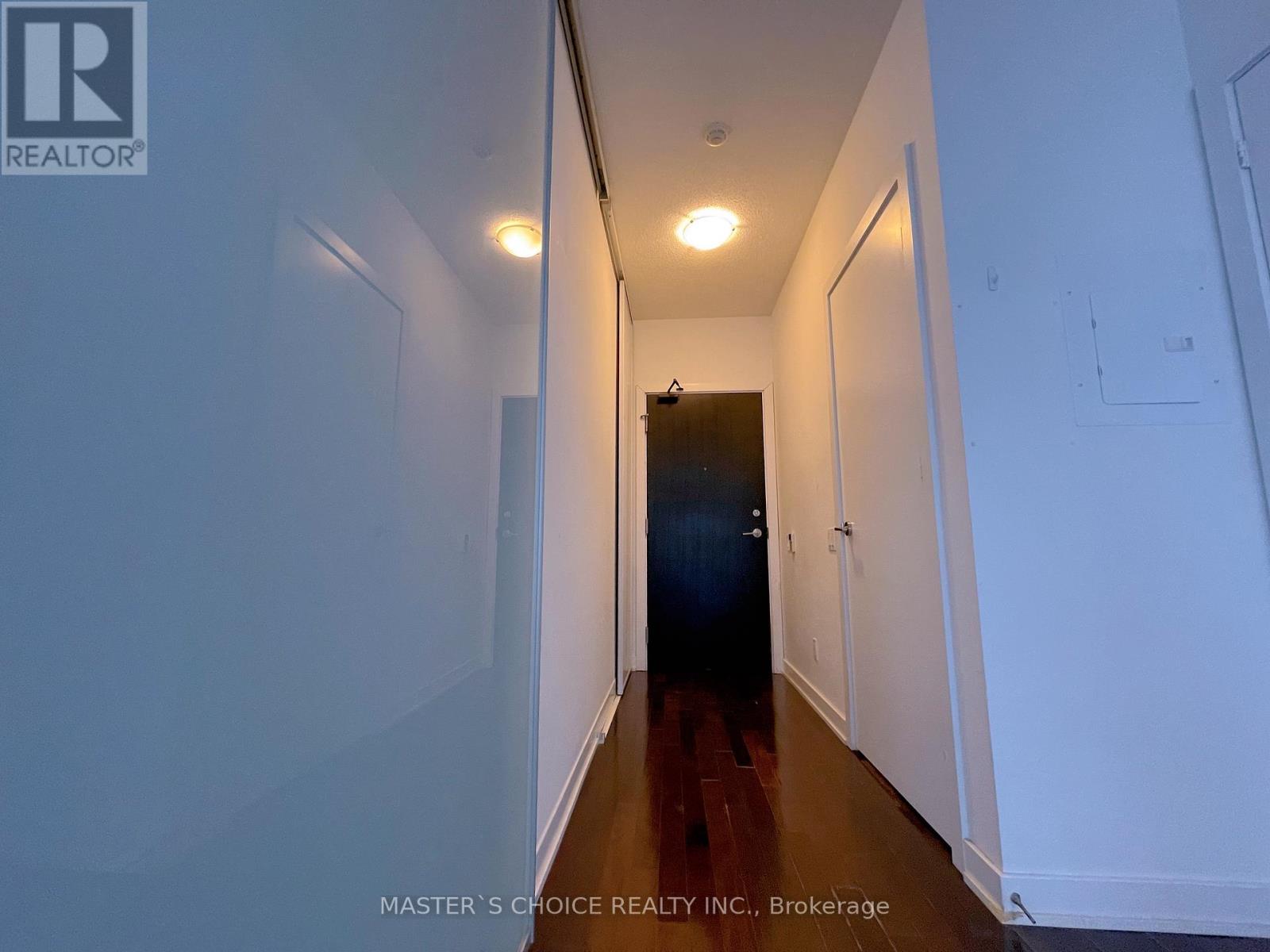 2212 - 33 Charles Street E, Toronto, Ontario  M4Y 1R9 - Photo 5 - C12679942