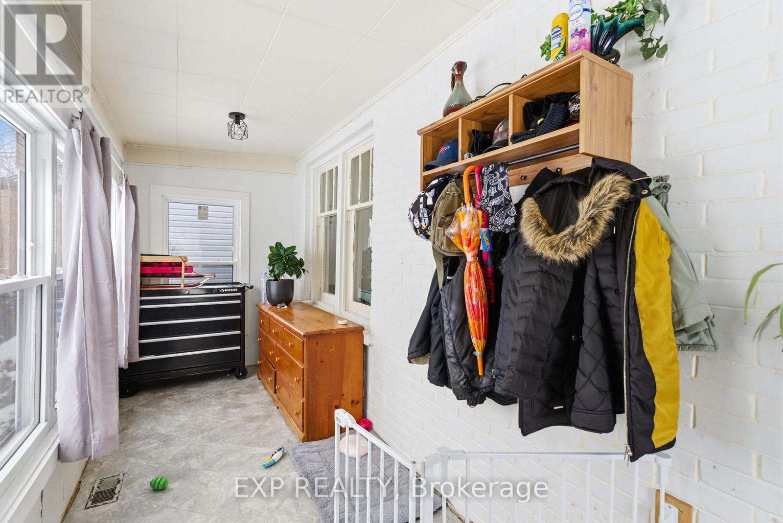 116 Thomas Street, Oshawa, Ontario  L1H 3W8 - Photo 5 - E12679684