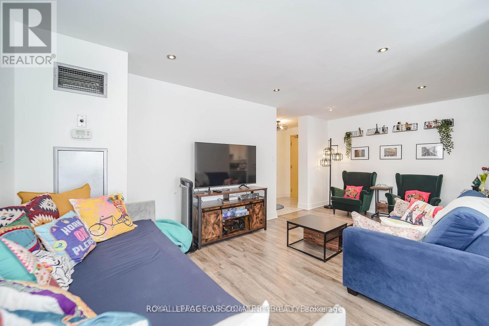 103 - 410 Mclevin Avenue, Toronto, Ontario  M1B 5J5 - Photo 4 - E12679696