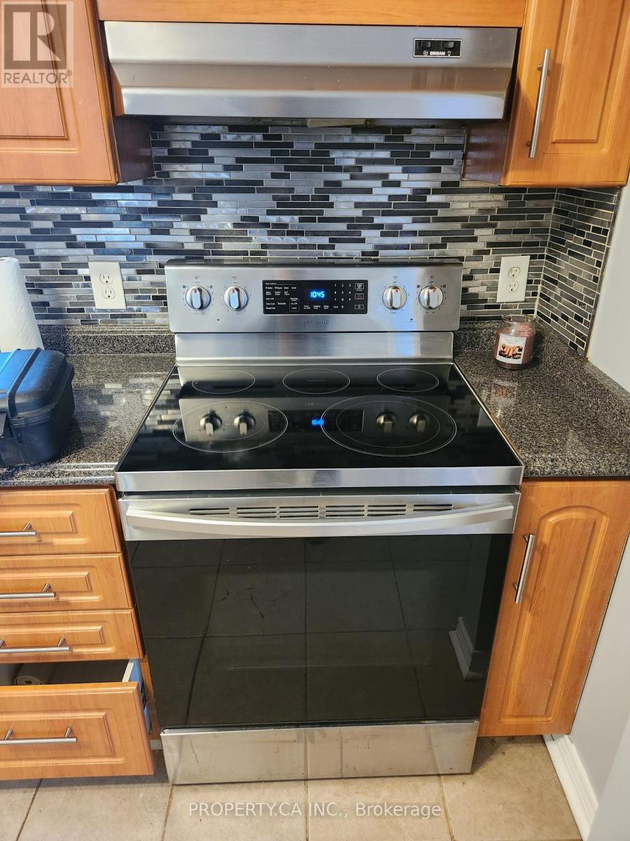 Upper - 115 Darlingside Drive, Toronto, Ontario  M1E 3P4 - Photo 10 - E12679702