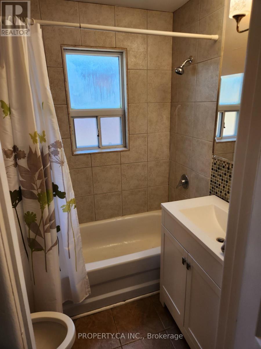 Upper - 115 Darlingside Drive, Toronto, Ontario  M1E 3P4 - Photo 21 - E12679702