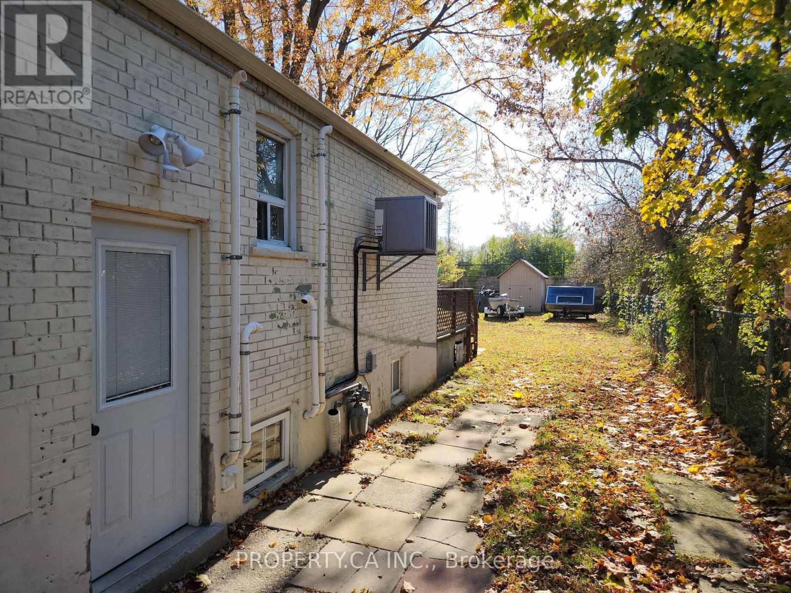 Upper - 115 Darlingside Drive, Toronto, Ontario  M1E 3P4 - Photo 3 - E12679702