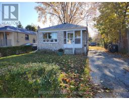 UPPER - 115 DARLINGSIDE DRIVE, Toronto, Ontario