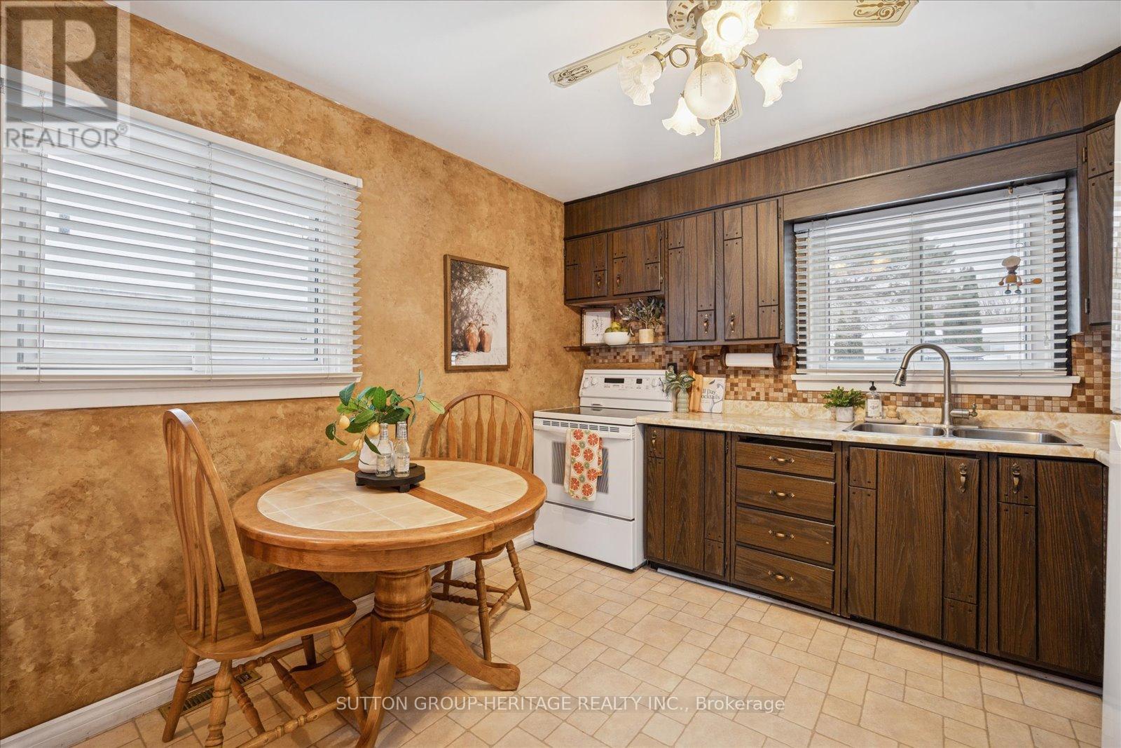 2592 Trulls Road, Clarington, Ontario  L1E 2N3 - Photo 10 - E12679826