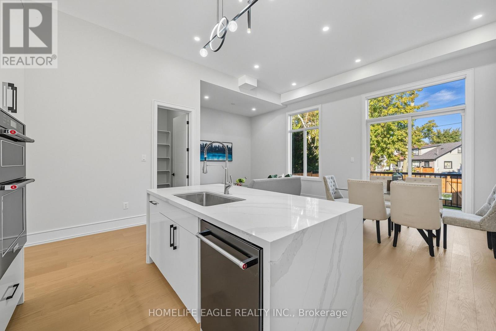 5 Atlee Avenue, Toronto, Ontario  M1N 3Z4 - Photo 9 - E12679894