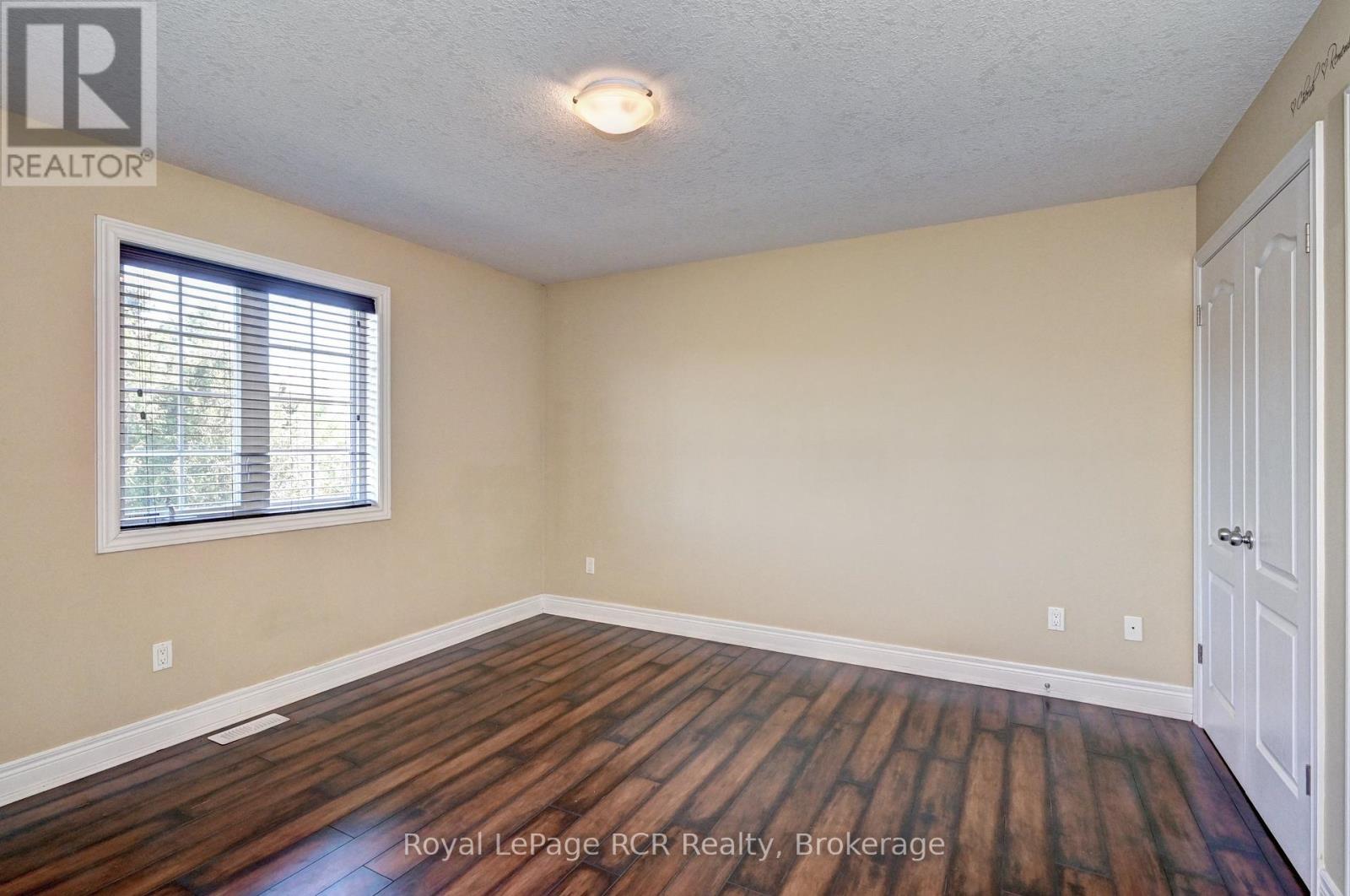 101 Douglas Street, West Grey, Ontario  N0G 1R0 - Photo 24 - X12509816