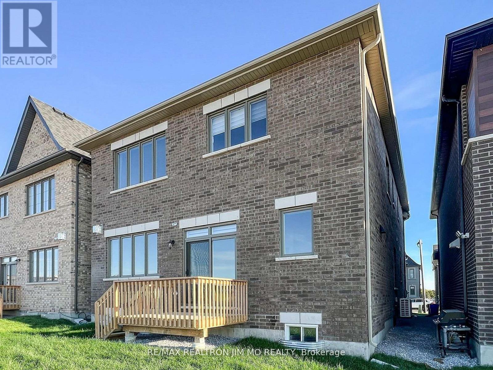 20 Nanhai Avenue, Markham, Ontario  L6C 3M9 - Photo 47 - N12679676