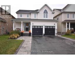 136 DONALD STEWART CRESCENT, East Gwillimbury, Ontario