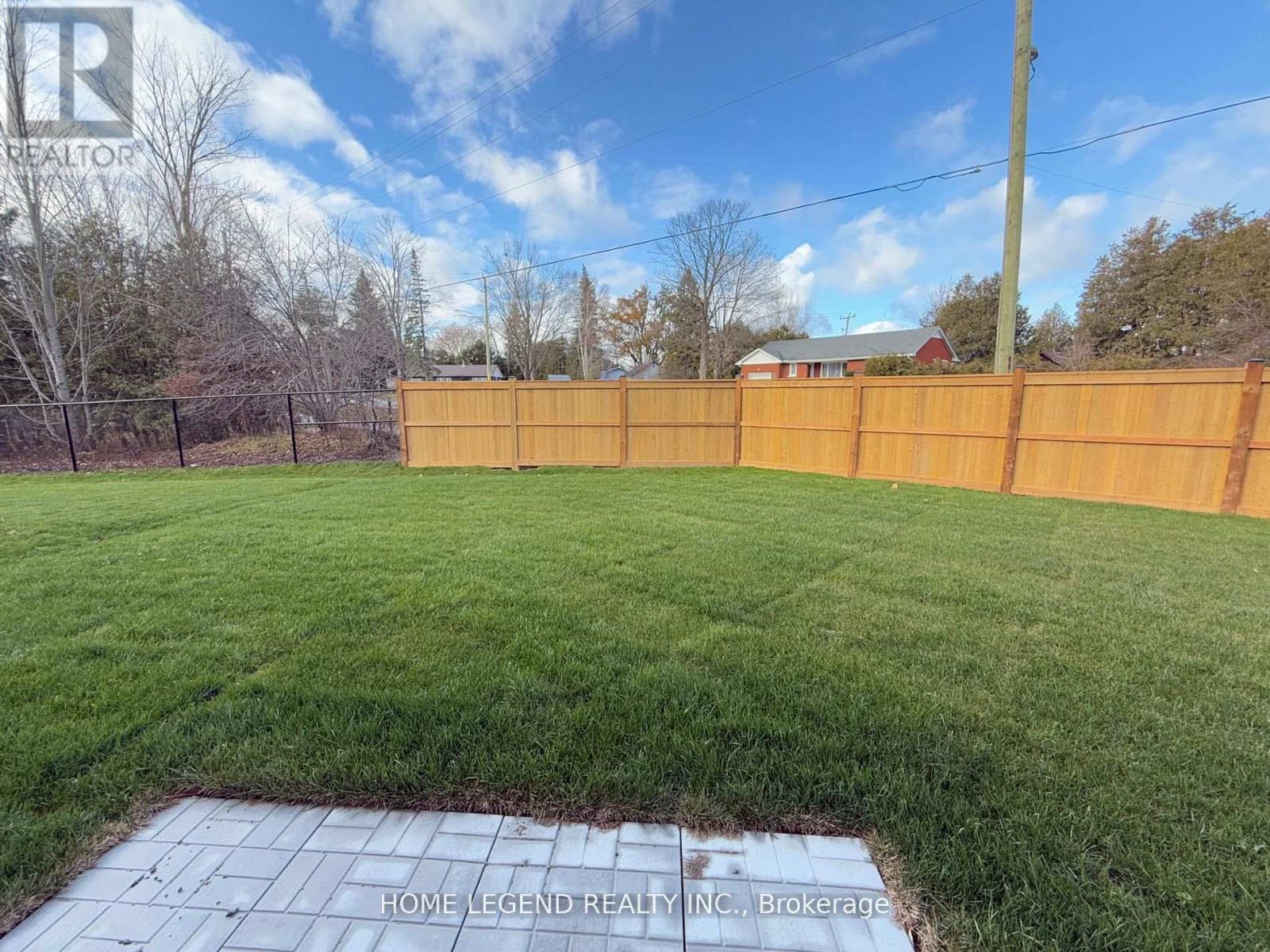 2 Rail Trail Court, Georgina, Ontario  L0E 1R0 - Photo 17 - N12679866