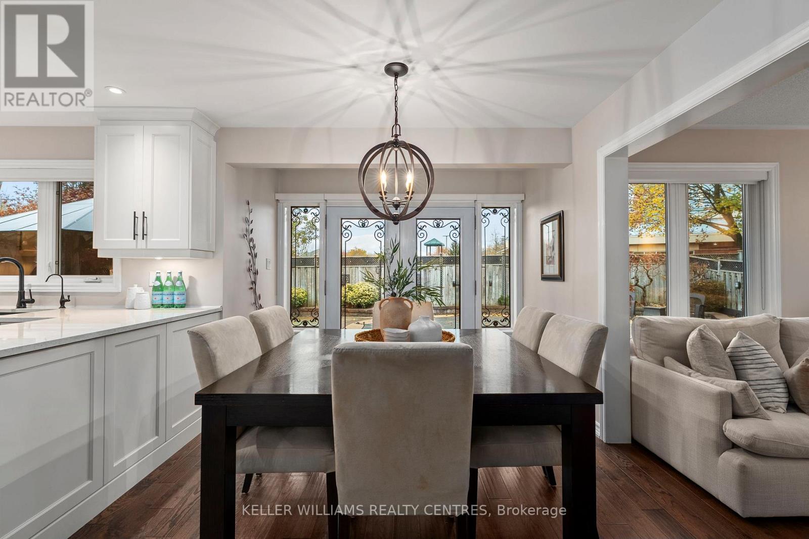 7 Mahogany Court, Aurora, Ontario  L4G 6M8 - Photo 9 - N12679872