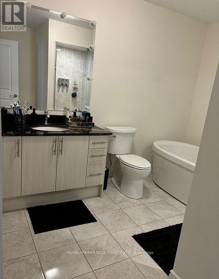 8 Bennington Road, Newmarket, Ontario  L3X 0M8 - Photo 13 - N12679896