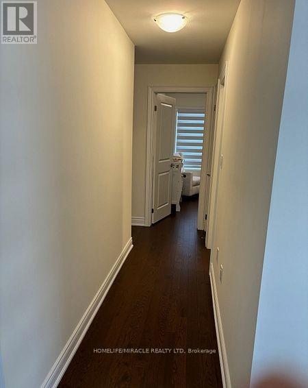 8 Bennington Road, Newmarket, Ontario  L3X 0M8 - Photo 15 - N12679896