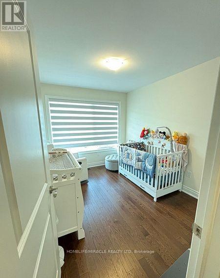 8 Bennington Road, Newmarket, Ontario  L3X 0M8 - Photo 22 - N12679896