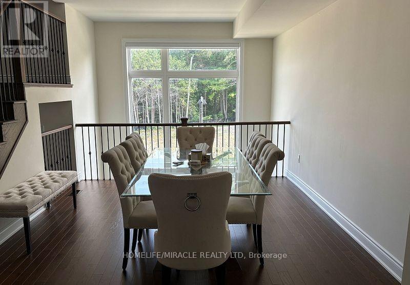 8 Bennington Road, Newmarket, Ontario  L3X 0M8 - Photo 6 - N12679896