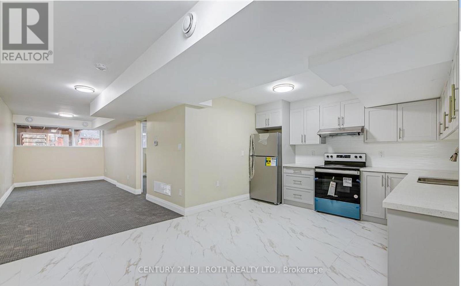 2 - 82 Peel Street, Barrie, Ontario  L4M 3K7 - Photo 3 - S12679752