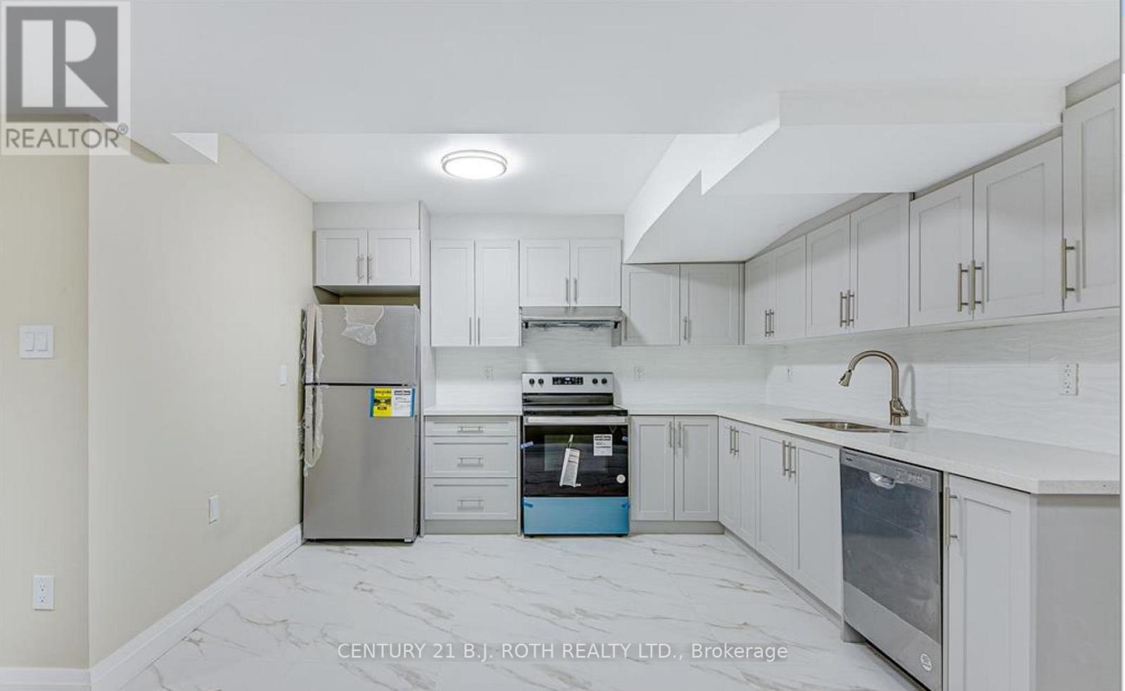 2 - 82 Peel Street, Barrie, Ontario  L4M 3K7 - Photo 4 - S12679752