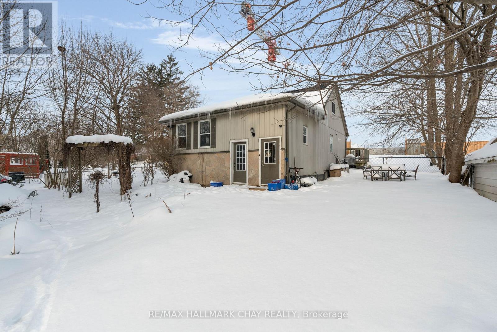 1, 2, 3 - 32 Grove Street W, Barrie, Ontario  L4N 1M7 - Photo 7 - S12679854