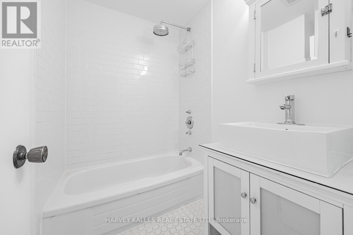 2 - 1538 King Street W, Toronto, Ontario  M6K 1J6 - Photo 21 - W12630384