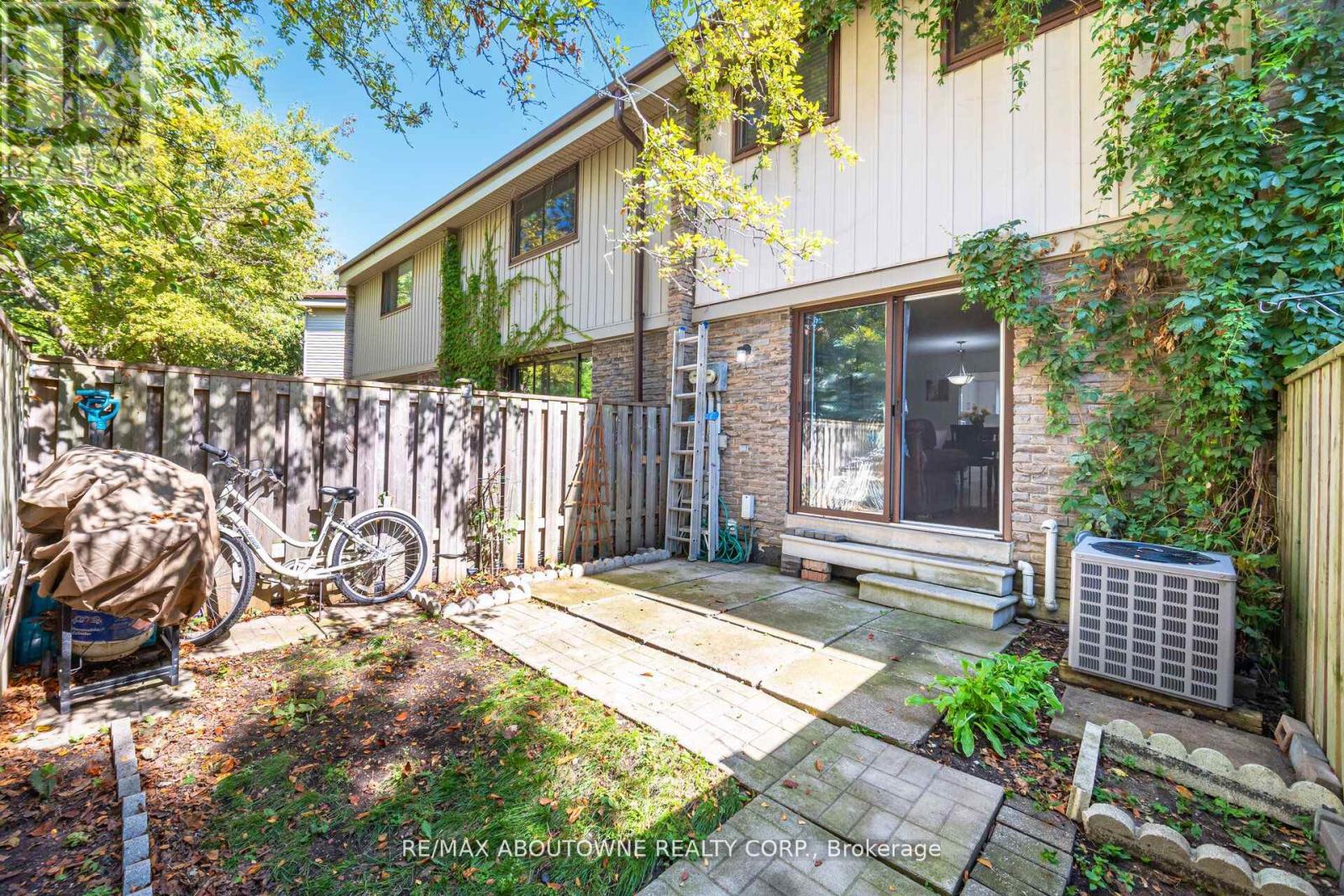 106 - 2779 Gananoque Drive, Mississauga, Ontario  L5N 2E4 - Photo 32 - W12679678