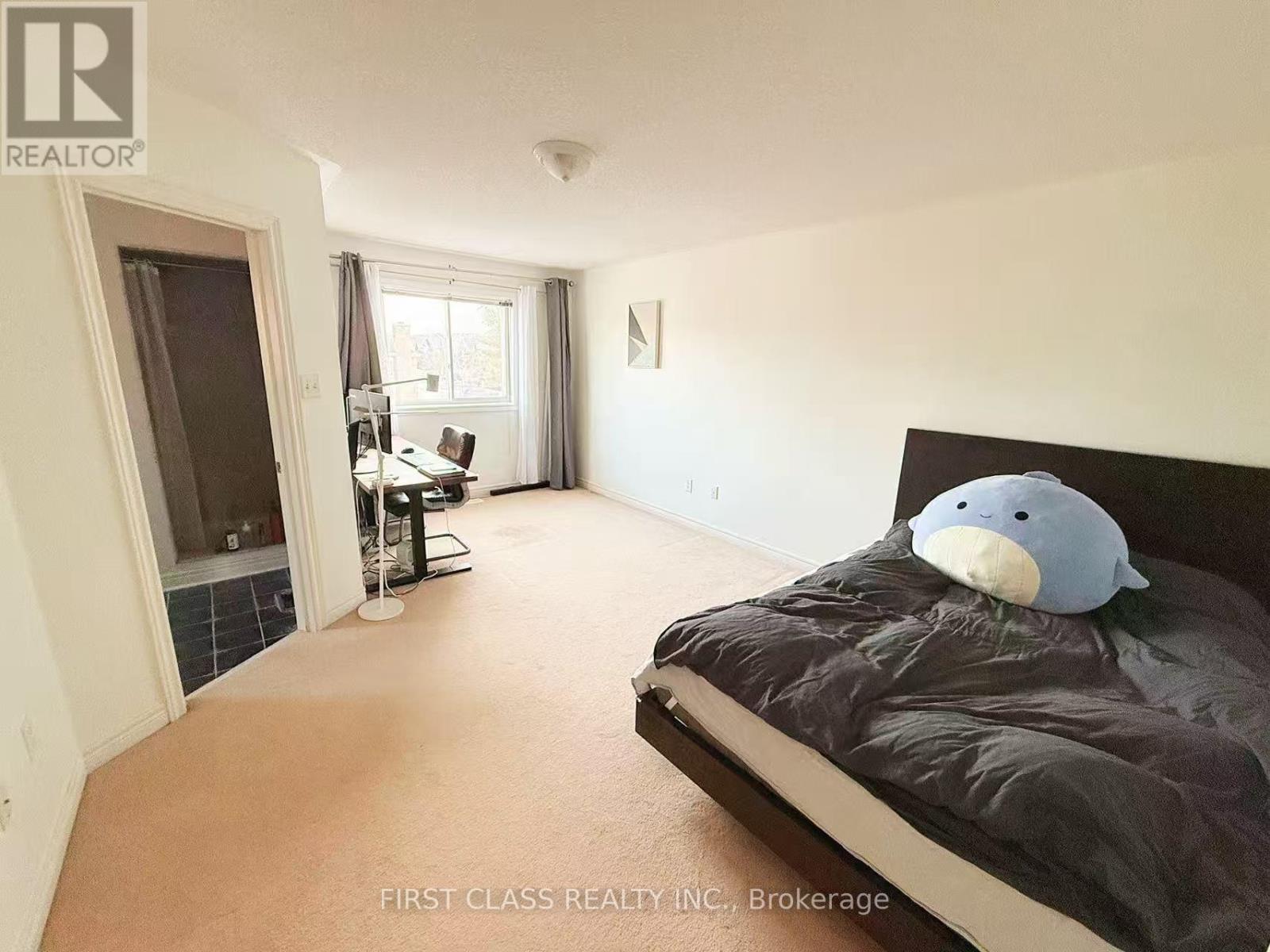 3892 Manatee Way, Mississauga, Ontario  L5M 6P7 - Photo 5 - W12679682