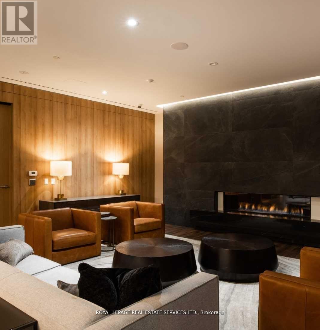 809 - 21 Park Street E, Mississauga, Ontario  L5G 1L7 - Photo 20 - W12679694