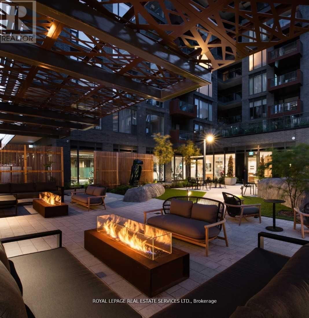 809 - 21 Park Street E, Mississauga, Ontario  L5G 1L7 - Photo 21 - W12679694