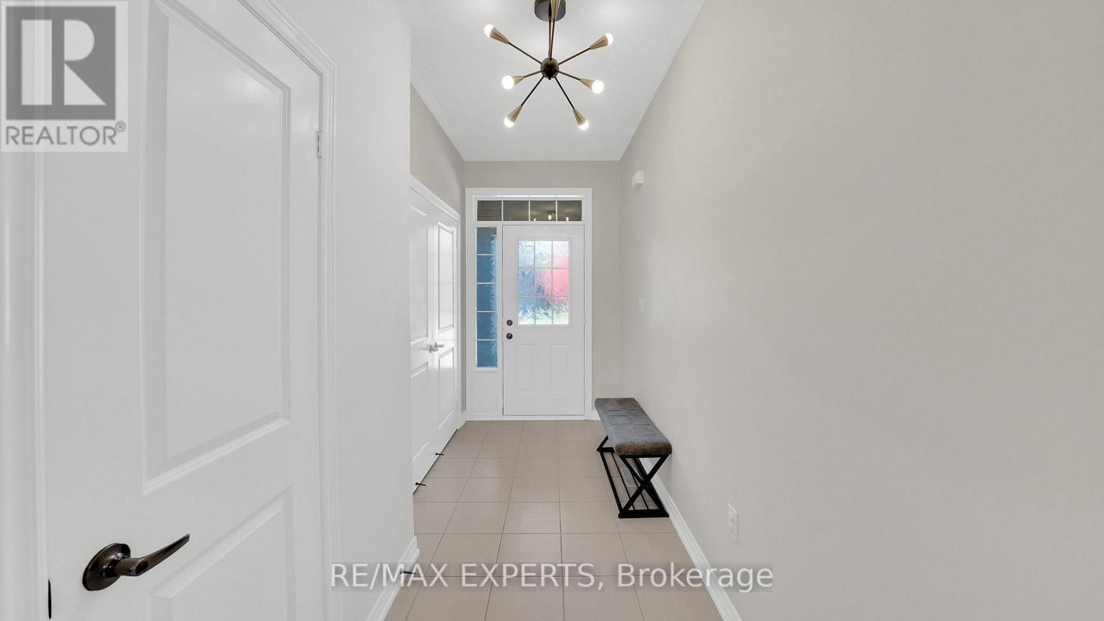 55 Morra Avenue, Caledon, Ontario  L7E 4K7 - Photo 5 - W12679716