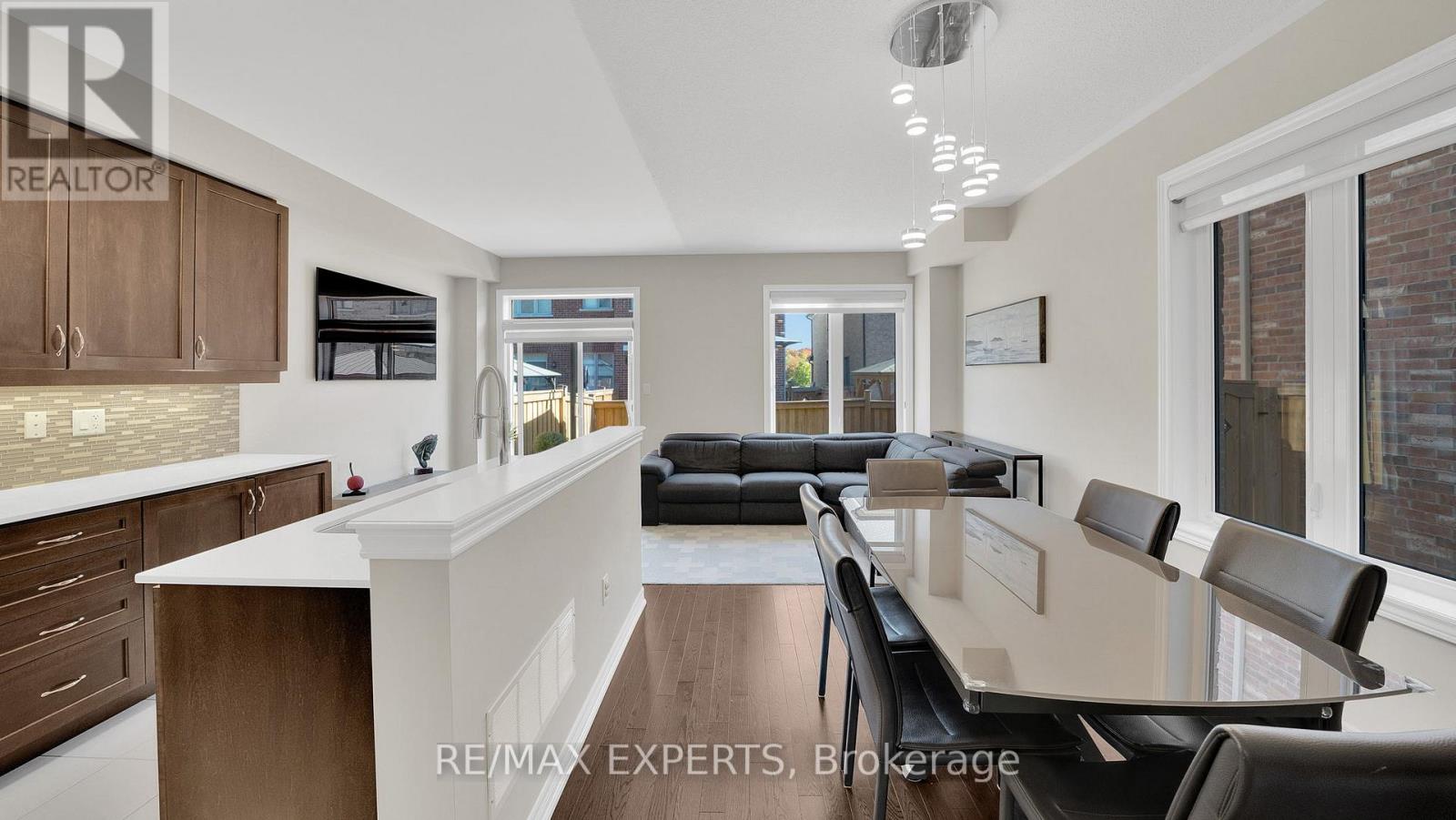 55 Morra Avenue, Caledon, Ontario  L7E 4K7 - Photo 9 - W12679716