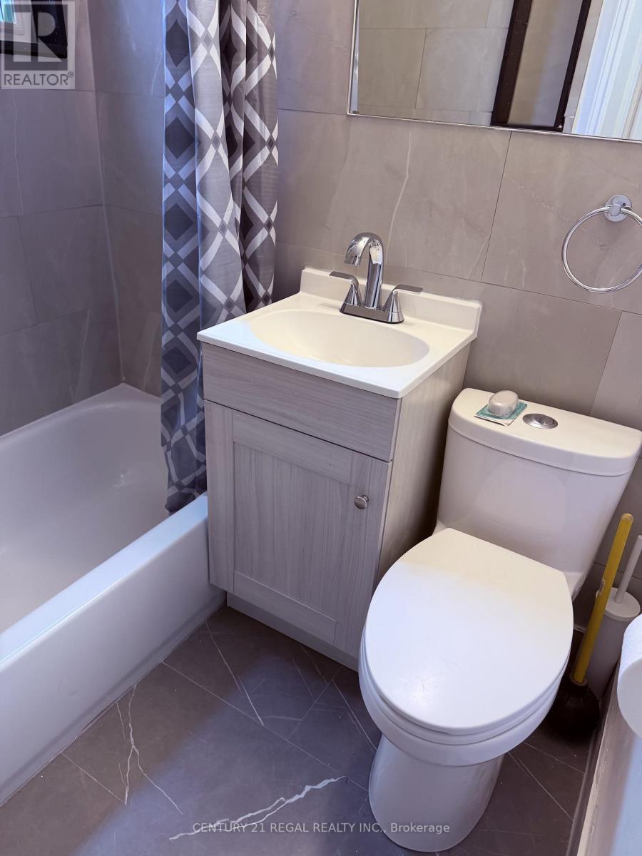 2 - 1309 Dufferin Street, Toronto, Ontario  M6H 4C2 - Photo 10 - W12679728