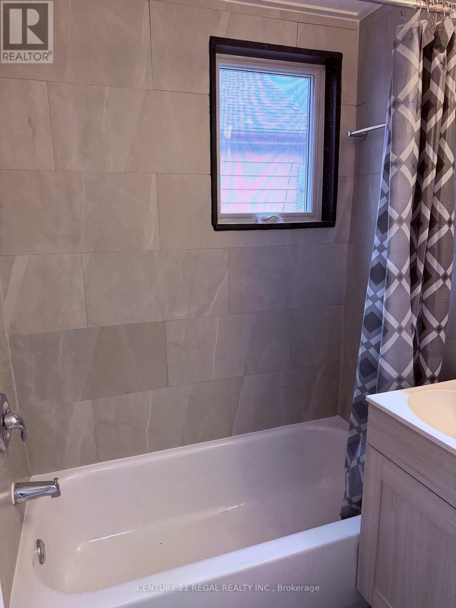 2 - 1309 Dufferin Street, Toronto, Ontario  M6H 4C2 - Photo 12 - W12679728