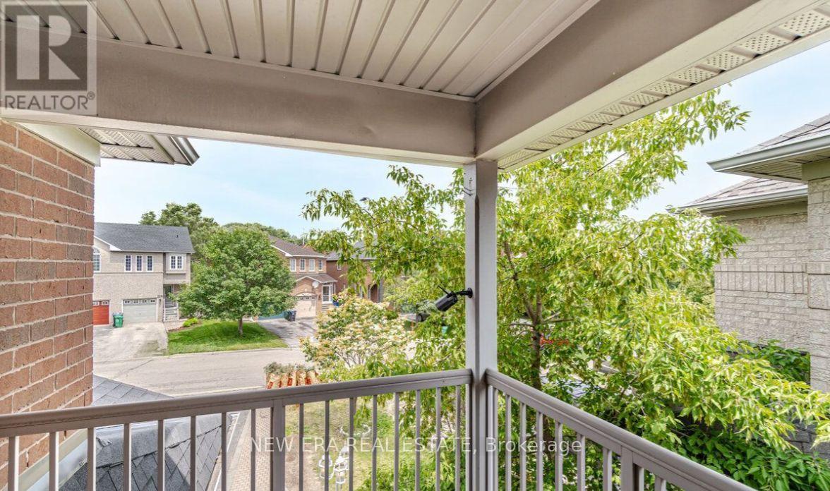 1377 Spring Garden Court, Mississauga, Ontario  L5N 8K6 - Photo 25 - W12679754