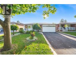 17 MALCOLM CRESCENT, Brampton, Ontario