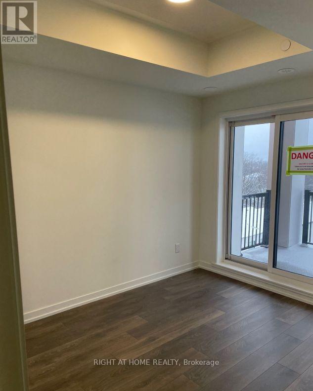 503 - 135 Canon Jackson Drive, Toronto, Ontario  M6M 0C3 - Photo 8 - W12679770