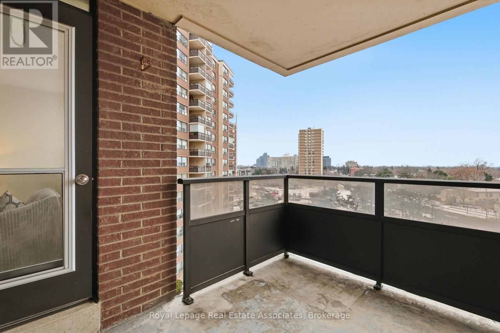 706 - 551 The West Mall, Toronto, Ontario M9C 1G7 - Photo 26 - W12679774