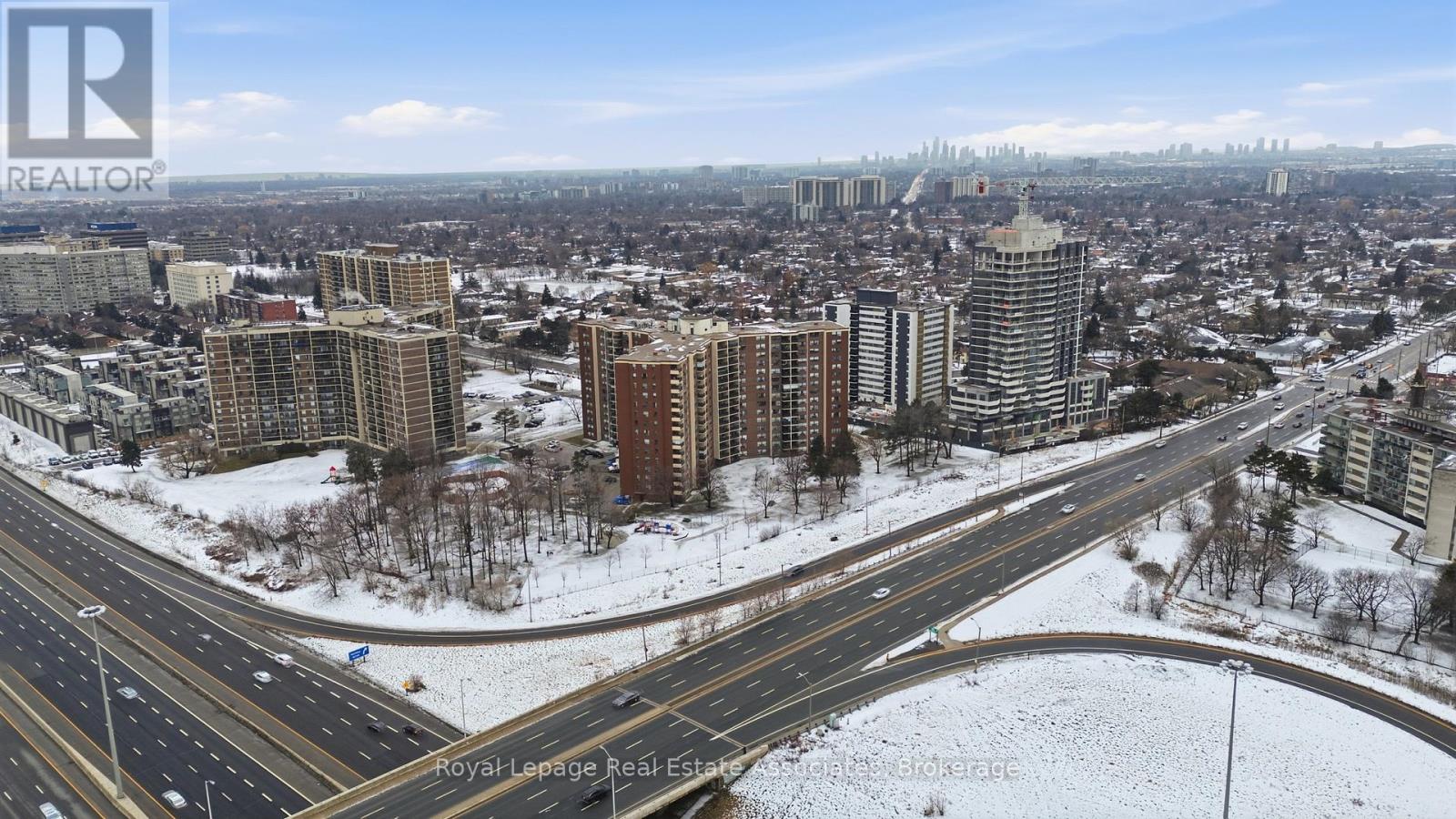 706 - 551 The West Mall, Toronto, Ontario M9C 1G7 - Photo 32 - W12679774