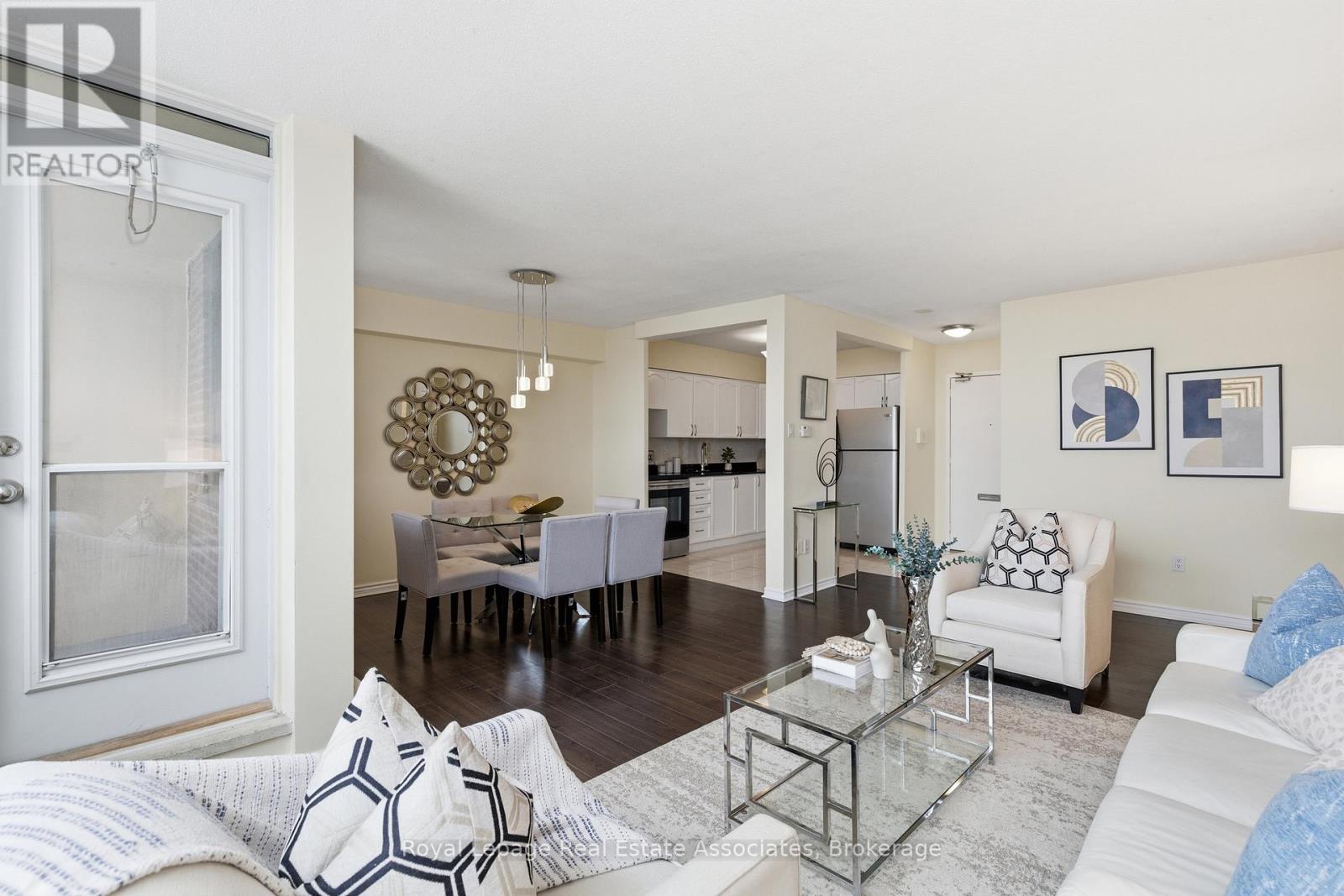 706 - 551 The West Mall, Toronto, Ontario M9C 1G7 - Photo 8 - W12679774