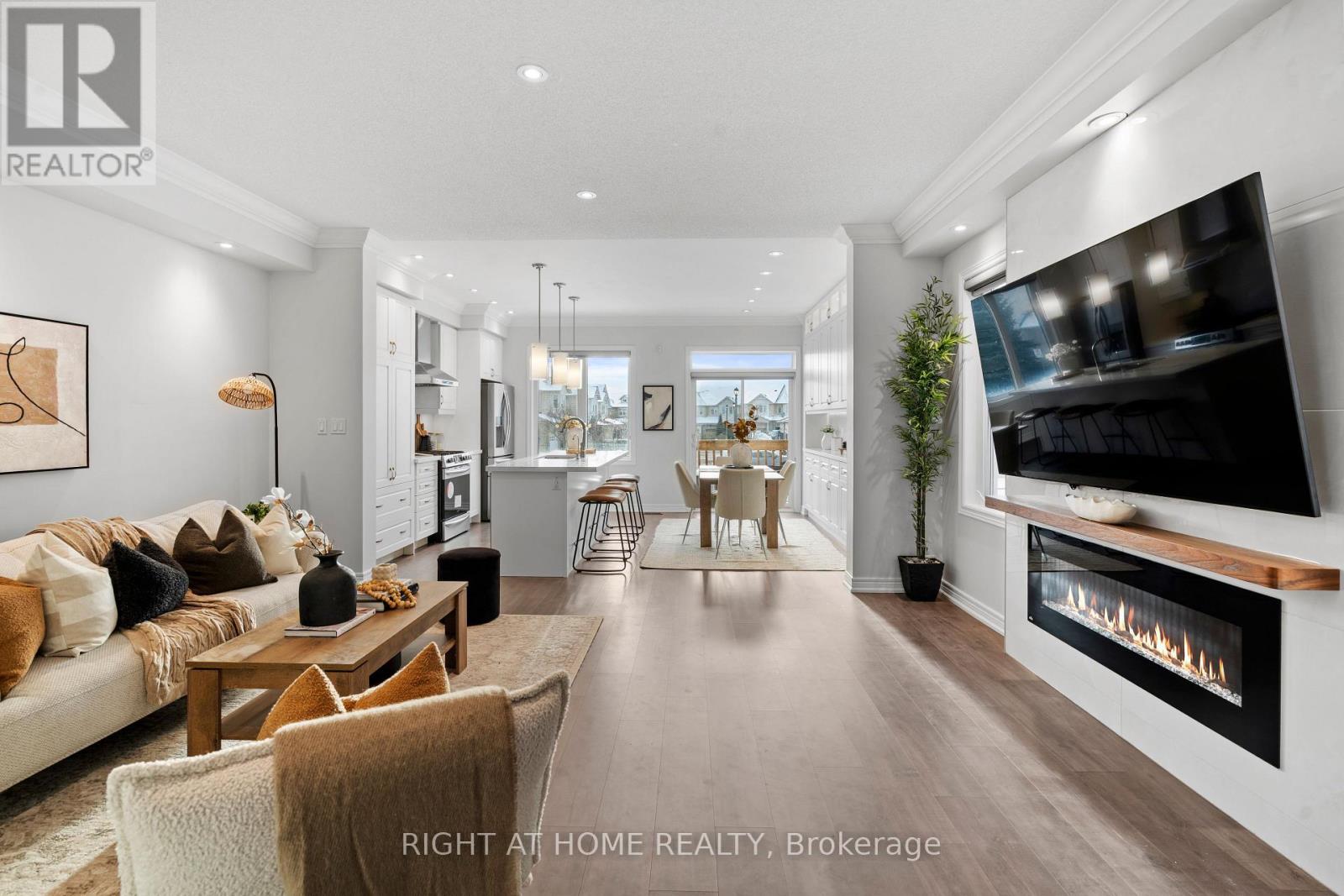 16 Doris Pawley Crescent, Caledon, Ontario  L7C 4E7 - Photo 4 - W12679794