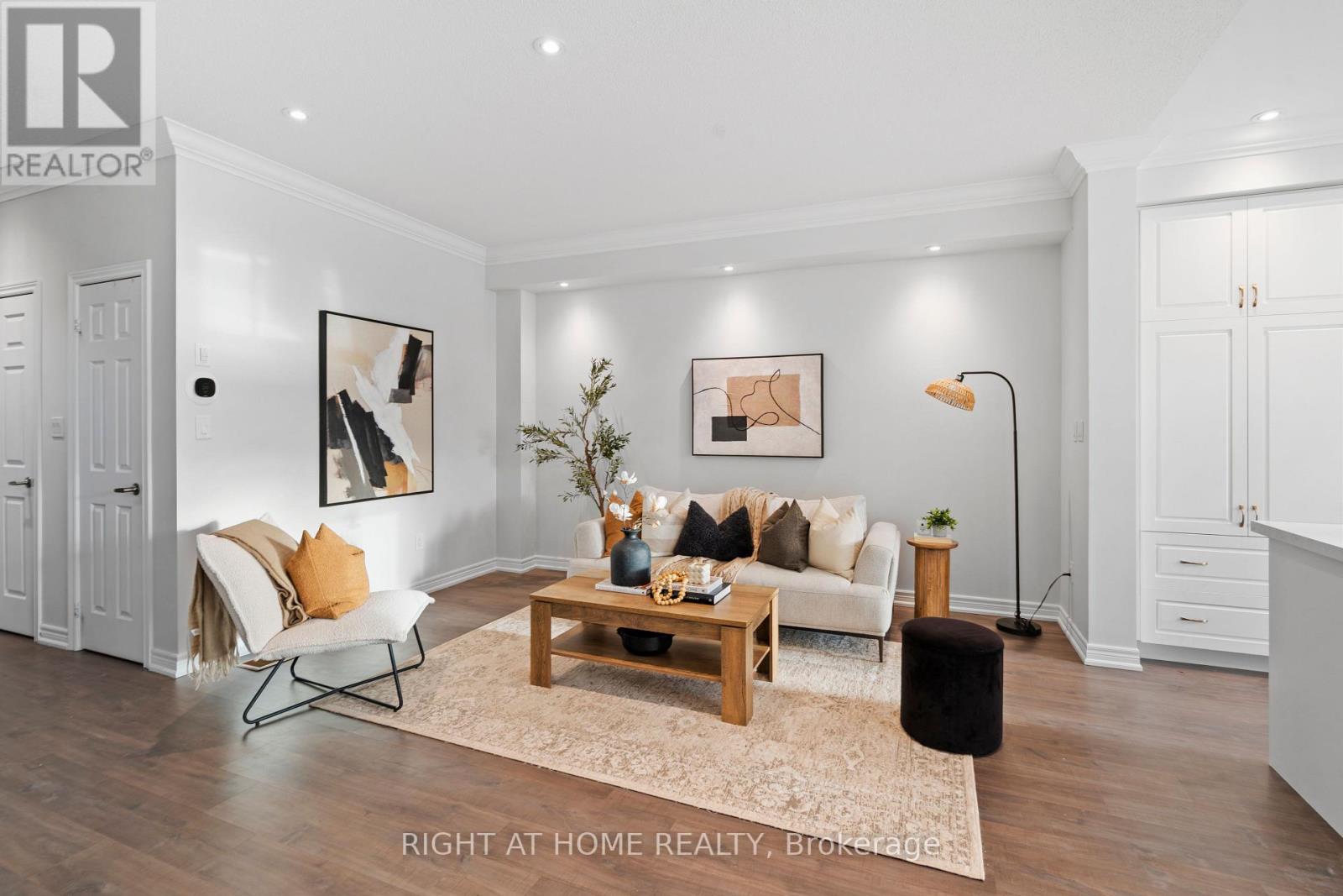 16 Doris Pawley Crescent, Caledon, Ontario  L7C 4E7 - Photo 5 - W12679794