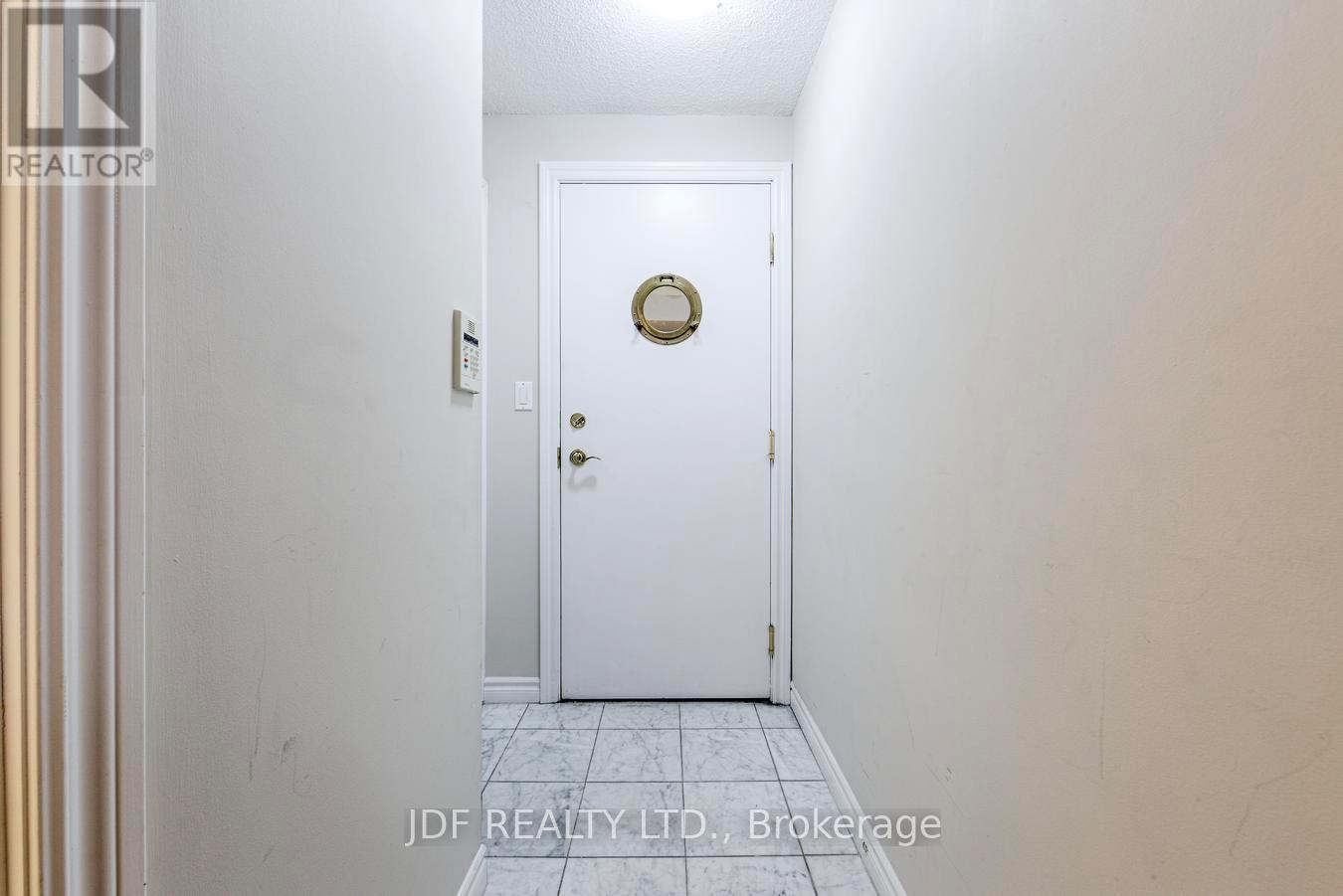 920 - 2111 Lake Shore Boulevard W, Toronto, Ontario  M8V 4B2 - Photo 8 - W12679860