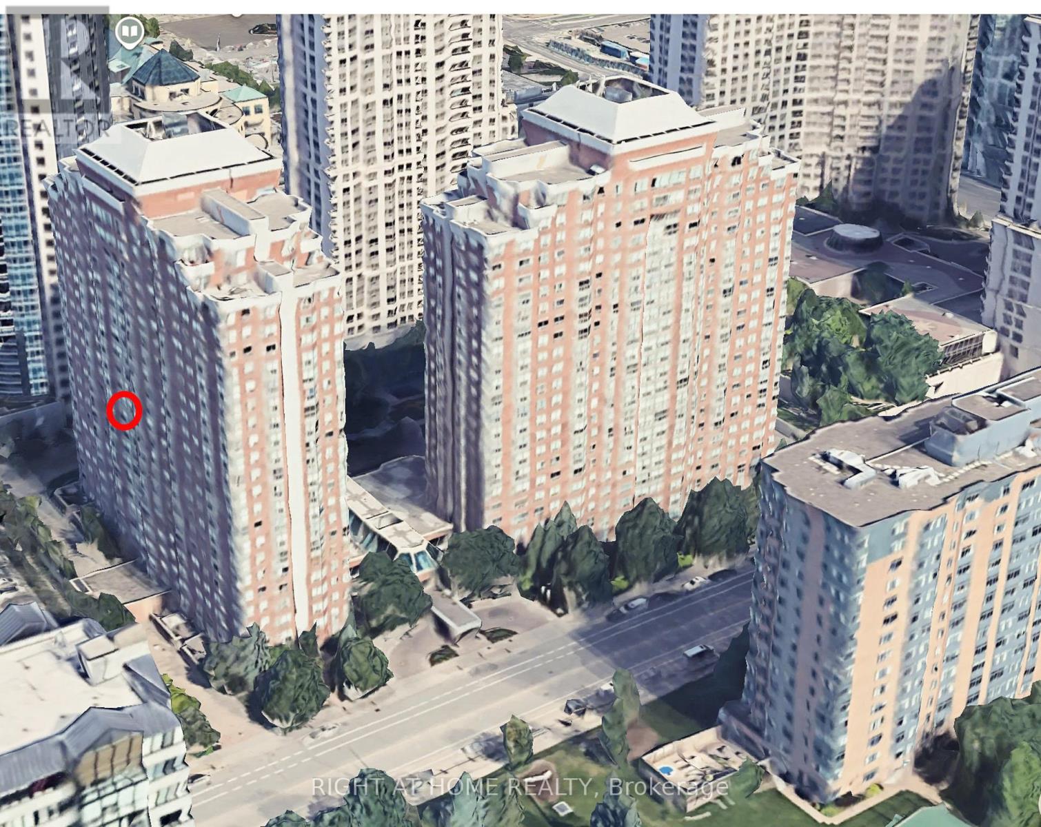 702 - 335 Webb Drive, Mississauga, Ontario  L5B 4A1 - Photo 1 - W12679936