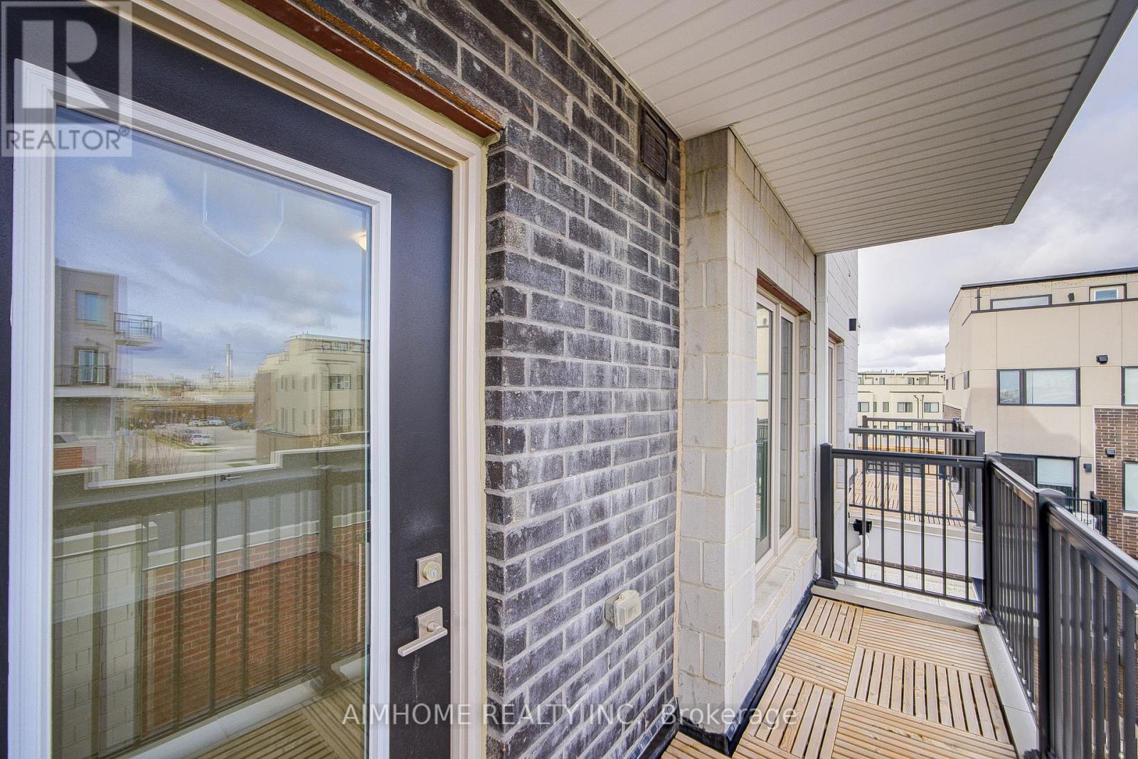 135 Frederick Tisdale Drive, Toronto, Ontario  M3K 0C6 - Photo 13 - W12679964