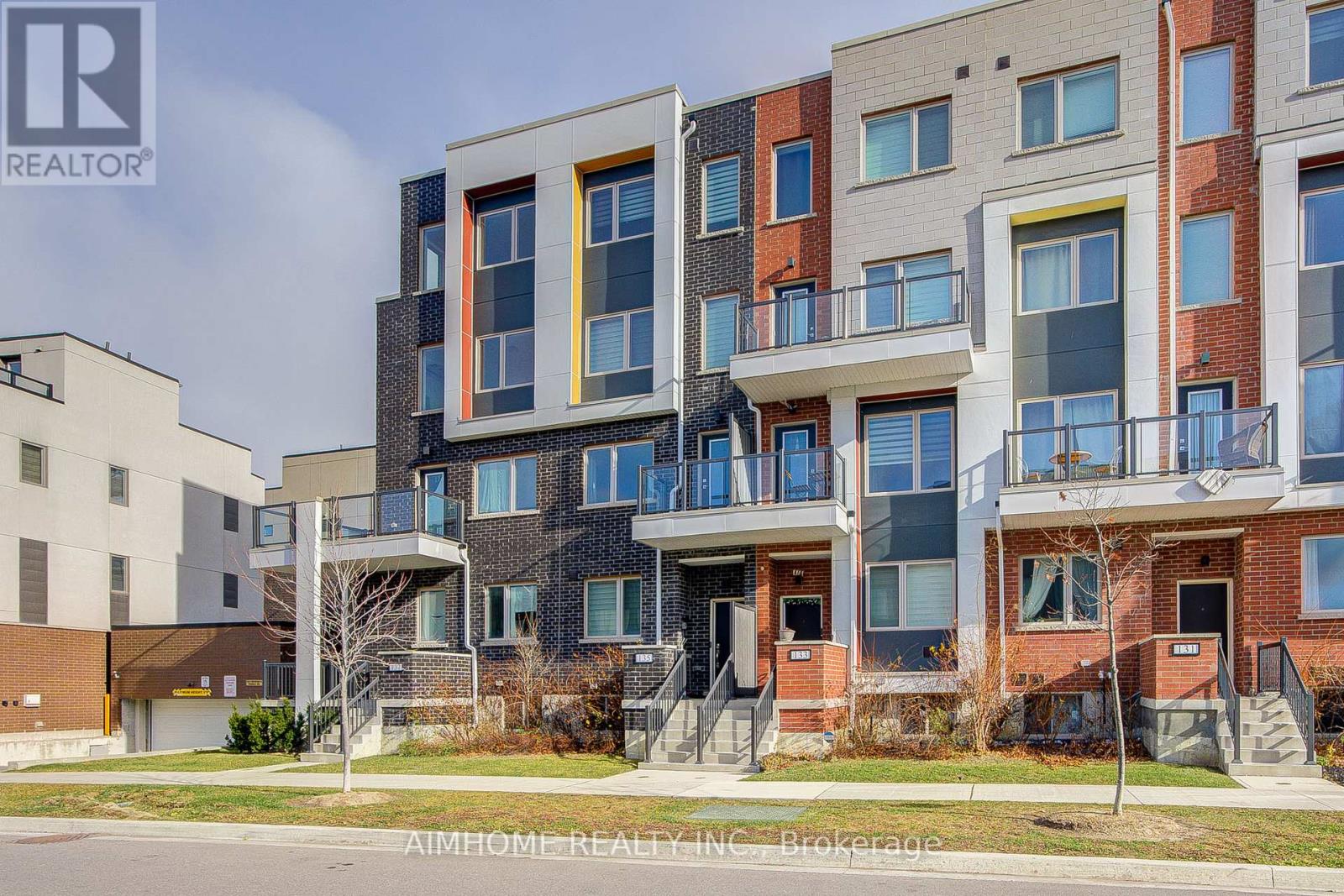 135 Frederick Tisdale Drive, Toronto, Ontario  M3K 0C6 - Photo 33 - W12679964