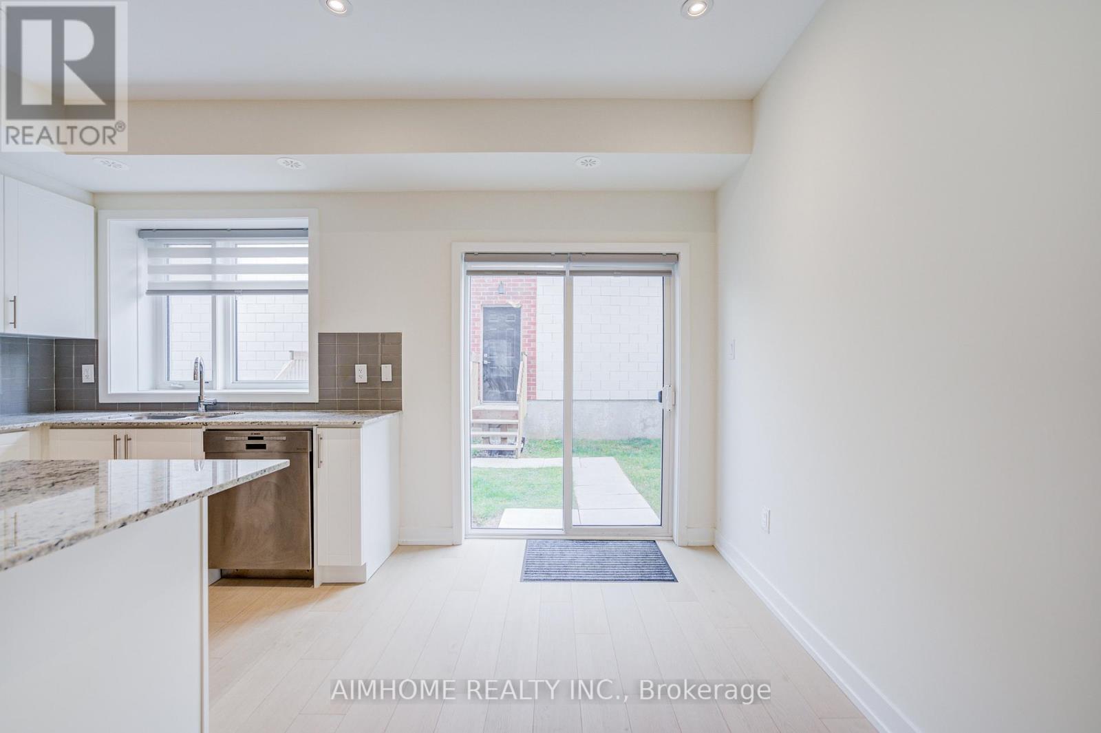 135 Frederick Tisdale Drive, Toronto, Ontario  M3K 0C6 - Photo 6 - W12679964